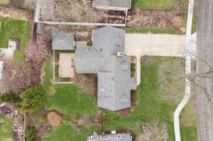 904 Gamon Rd, Wheaton, IL 60189 - Photo 39