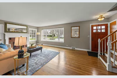 904 Gamon Road, Wheaton, IL 60189 - Photo 5