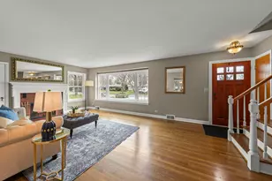 904 Gamon Rd, Wheaton, IL 60189 - Photo 5