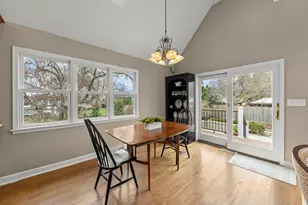 904 Gamon Rd, Wheaton, IL 60189 - Photo 13