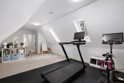 1648 W Fletcher Street, Chicago, IL 60657 - Photo 33