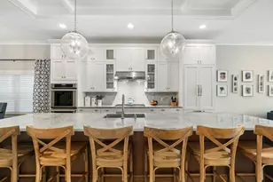 1648 W Fletcher St, Chicago, IL 60657 - Photo 9