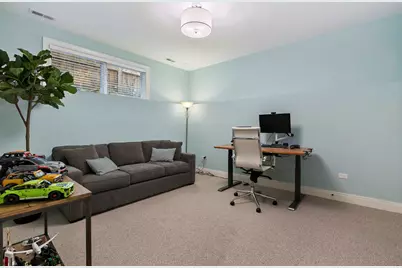 1648 W Fletcher Street, Chicago, IL 60657 - Photo 41