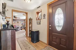 10606 W Eastwood Rd, Beach Park, IL 60087 - Photo 3