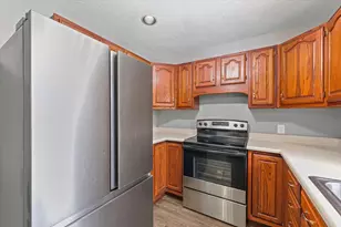 304 Eagle Bluff Dr, Oakwood, IL 61858 - Photo 19