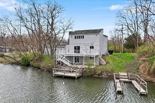 304 Eagle Bluff Dr, Oakwood, IL 61858 - Photo 49