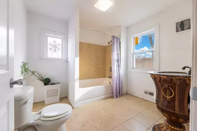 7601 S Bennett Avenue, Chicago, IL 60649 - Photo 15