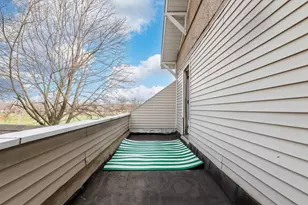 7601 S Bennett Ave, Chicago, IL 60649 - Photo 21