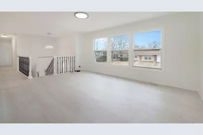 [Address not provided], Hanover Park, IL 60133 - Photo 5