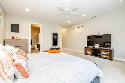 875 N Marshfield Avenue #1, Chicago, IL 60622 - Photo 19