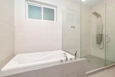 875 N Marshfield Avenue #1, Chicago, IL 60622 - Photo 21