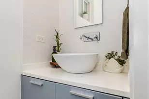 875 N Marshfield Ave, Chicago, IL 60622 - Photo 9