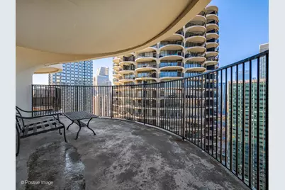 300 N State Street #5125, Chicago, IL 60654 - Photo 13