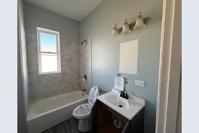 10901 S Michigan Avenue, Chicago, IL 60628 - Photo 11