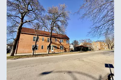 8757 S Marquette Avenue, Chicago, IL 60617 - Photo 5