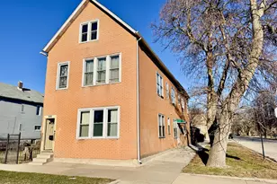 8757 S Marquette Ave, Chicago, IL 60617 - Photo 9