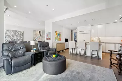 403 N Wabash Street #15B, Chicago, IL 60611 - Photo 11