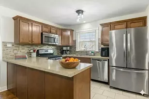 432 Winston Ln, Chicago Heights, IL 60411 - Photo 5