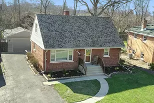 432 Winston Ln, Chicago Heights, IL 60411 - Photo 1