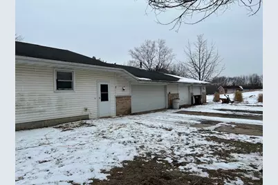 32410 S Butcher Lane, Wilmington, IL 60481 - Photo 5