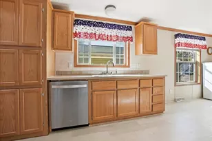 233 Avenue E St, Bloomington, IL 61704 - Photo 15