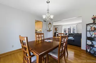 1462 Adams Ave, Saint Charles, IL 60174 - Photo 9