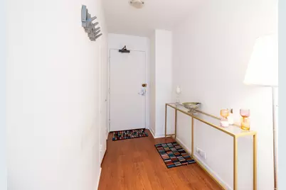 [Address not provided], Chicago, IL 60657 - Photo 15