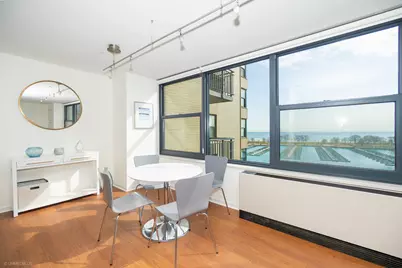 [Address not provided], Chicago, IL 60657 - Photo 9