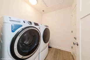 277 Masters Dr, Addison, IL 60101 - Photo 13