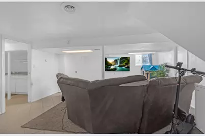 5032 Crain Street, Skokie, IL 60077 - Photo 31