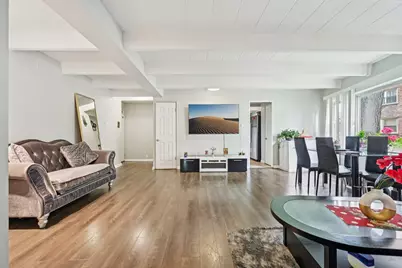 2142 W Rosemont Avenue #1A, Chicago, IL 60659 - Photo 3