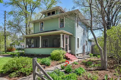 16 S Harrison Street, Batavia, IL 60510 - Photo 1