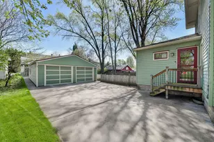 16 S Harrison St, Batavia, IL 60510 - Photo 17