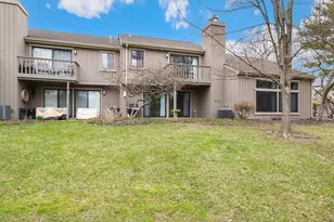 1331 Oak Hill Rd, Lake Barrington, IL 60010 - Photo 23