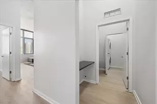 [Address not provided], Chicago, IL 60661 - Photo 17