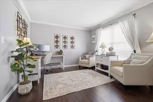 22 Long Cove Ct, Bloomington, IL 61704 - Photo 3