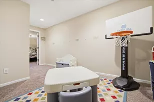 22 Long Cove Ct, Bloomington, IL 61704 - Photo 31