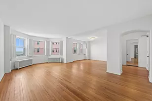 5555 N Sheridan Rd, Chicago, IL 60640 - Photo 3