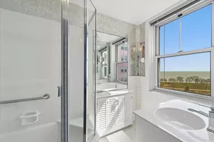 5555 N Sheridan Rd, Chicago, IL 60640 - Photo 9