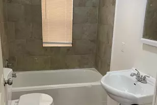 271 E 148th St, Harvey, IL 60426 - Photo 5