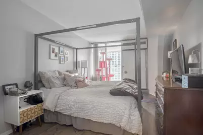 300 N State Street #2535, Chicago, IL 60654 - Photo 9