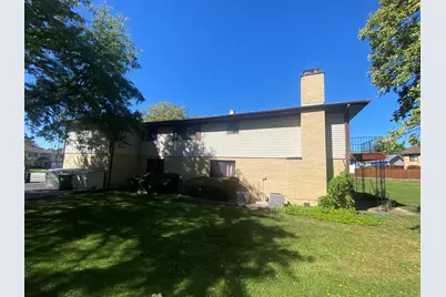 313 Dawn Court, Bloomingdale, IL 60108 - Photo 3