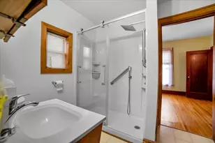 257 W Illinois Ave, Aurora, IL 60506 - Photo 11