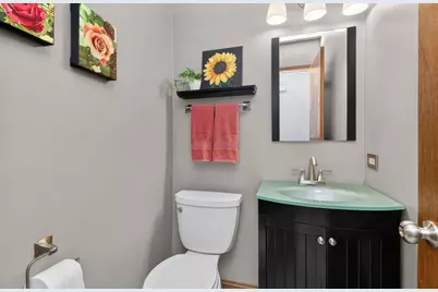 2123 Green Valley Road, Darien, IL 60561 - Photo 13