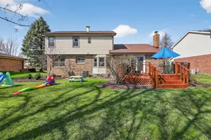 2123 Green Valley Rd, Darien, IL 60561 - Photo 27