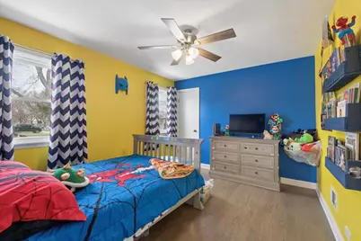 8657 W Lyndale Avenue, River Grove, IL 60171 - Photo 9