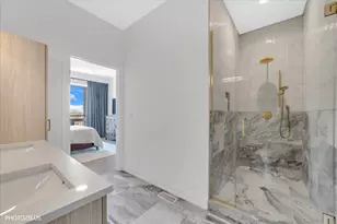 3204 N Kostner Ave, Chicago, IL 60641 - Photo 29