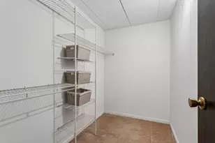 550 Timber Ridge Dr, Carol Stream, IL 60188 - Photo 7