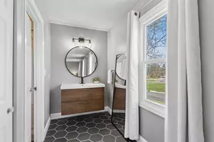 745 Buffalo Cir, Carol Stream, IL 60188 - Photo 11