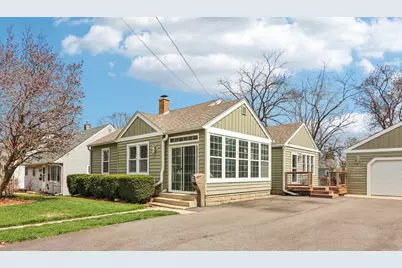 375 S Lake Street, Grayslake, IL 60030 - Photo 1